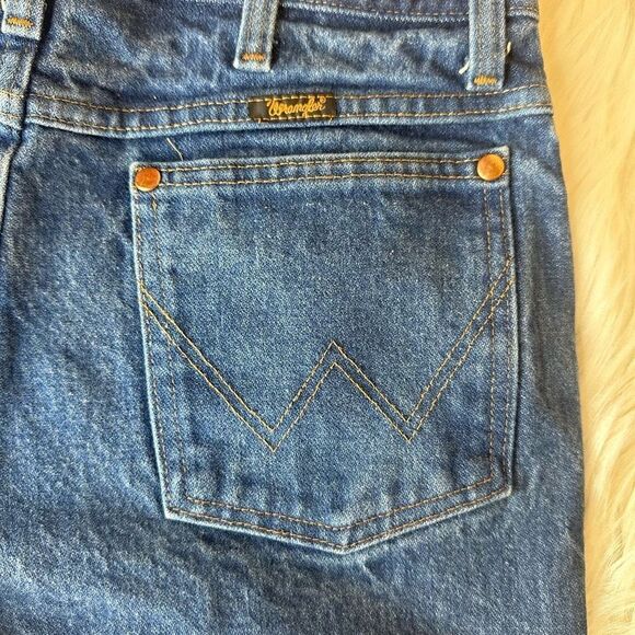 Wrangle Vintage Super High Waist Cut Off Jean Shorts Size 32 - Picture 4 of 9